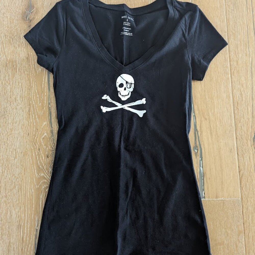 Pirate Top- great condition!